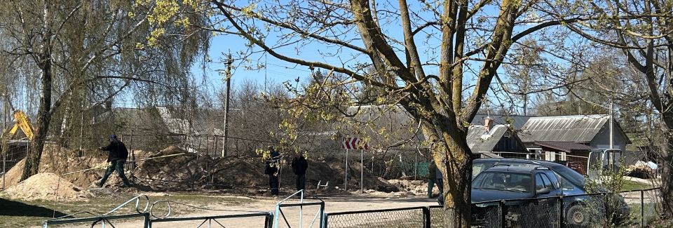 Сломали водопроводную трубу…